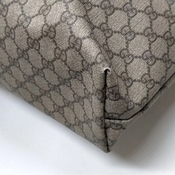 Sale‼️Authentic Gucci Shoulder Bag -Fair Condition -Selling As Is- Damaged - Picture 8 of 8